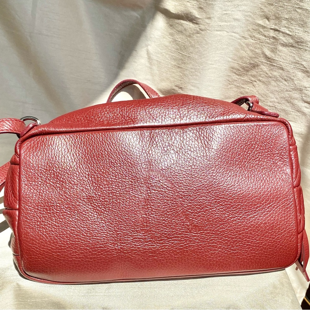 Simons Red Cherry Italy Leather Backpack - Picture 5 of 11